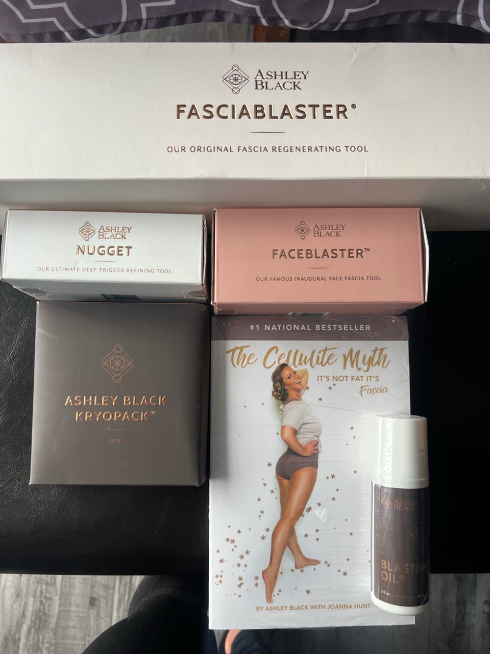 Ashley Black FaceBlaster & Fasciablaster Set in Pink and White